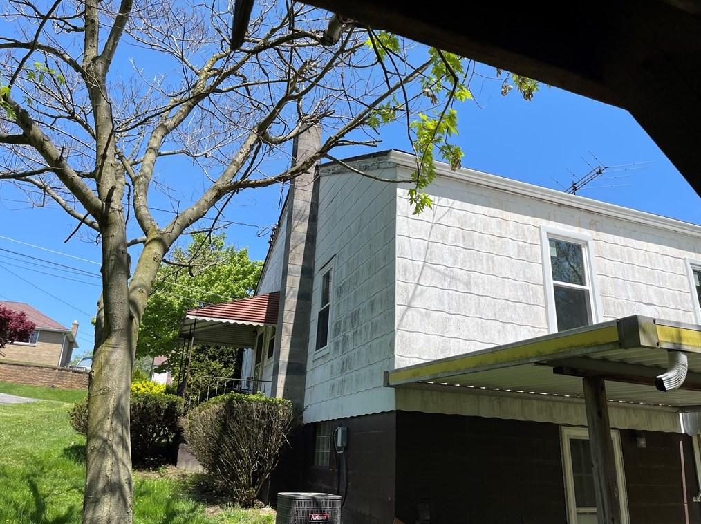 913 Michigan Ave, Washington PA 15301-1867 exterior