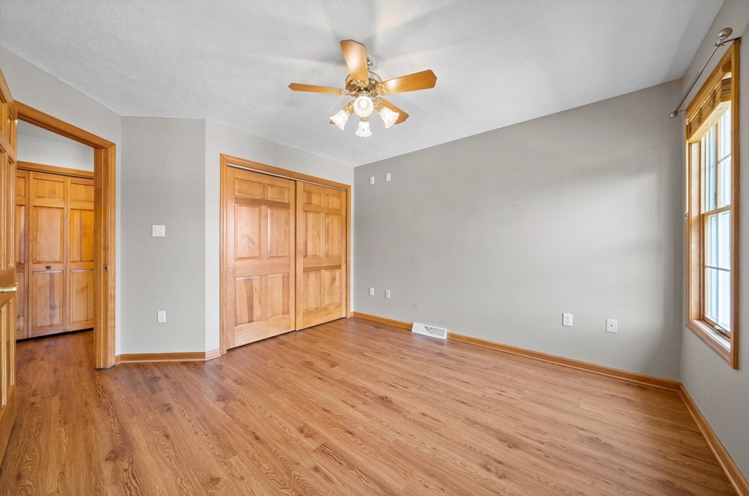 1032 Lexington Dr, Export PA  exterior