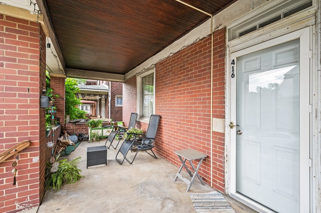 416 Charles St, Turtle Creek, PA 15145