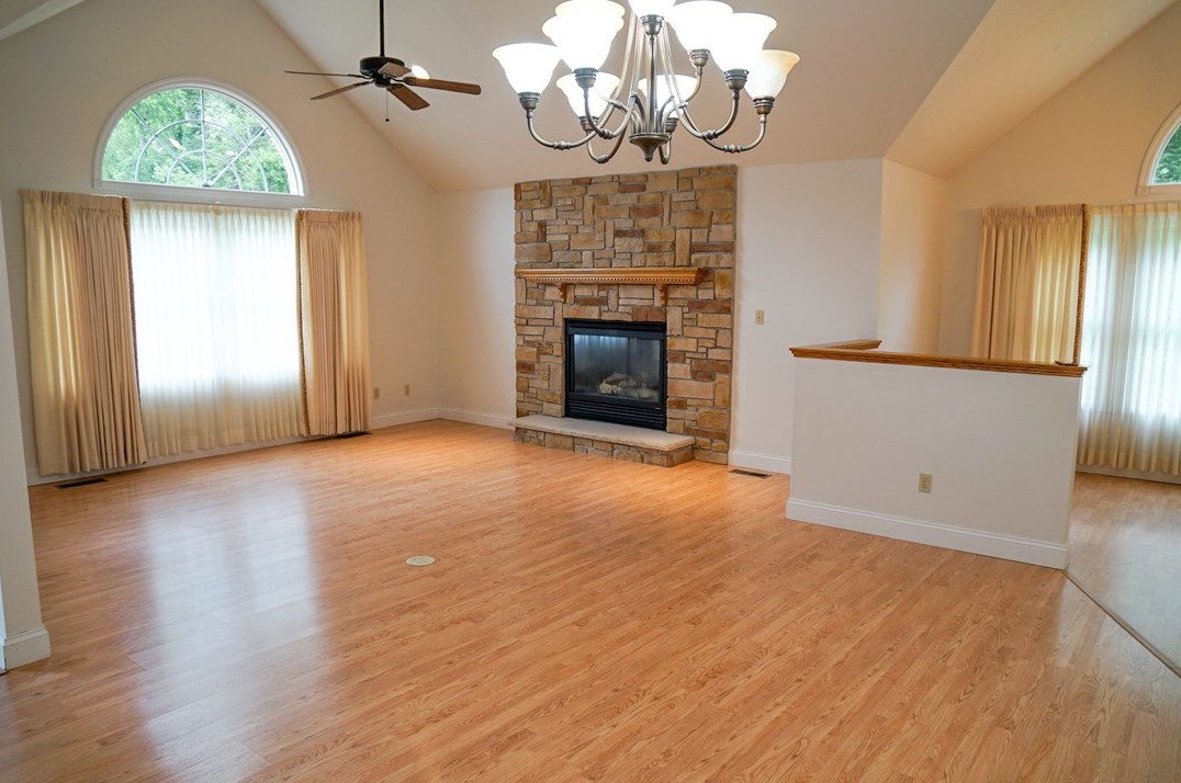 808 Tudor Dr, Butler PA 16001-1790 exterior