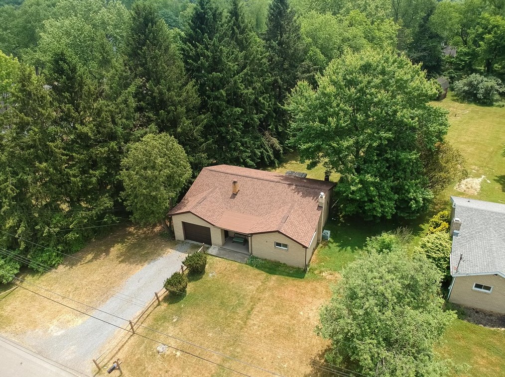 136 Gross Dr, Baden PA  15005-9605 exterior