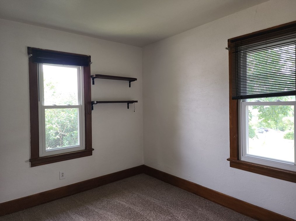 48 Hawkins St, Washington PA  15301-2236 exterior