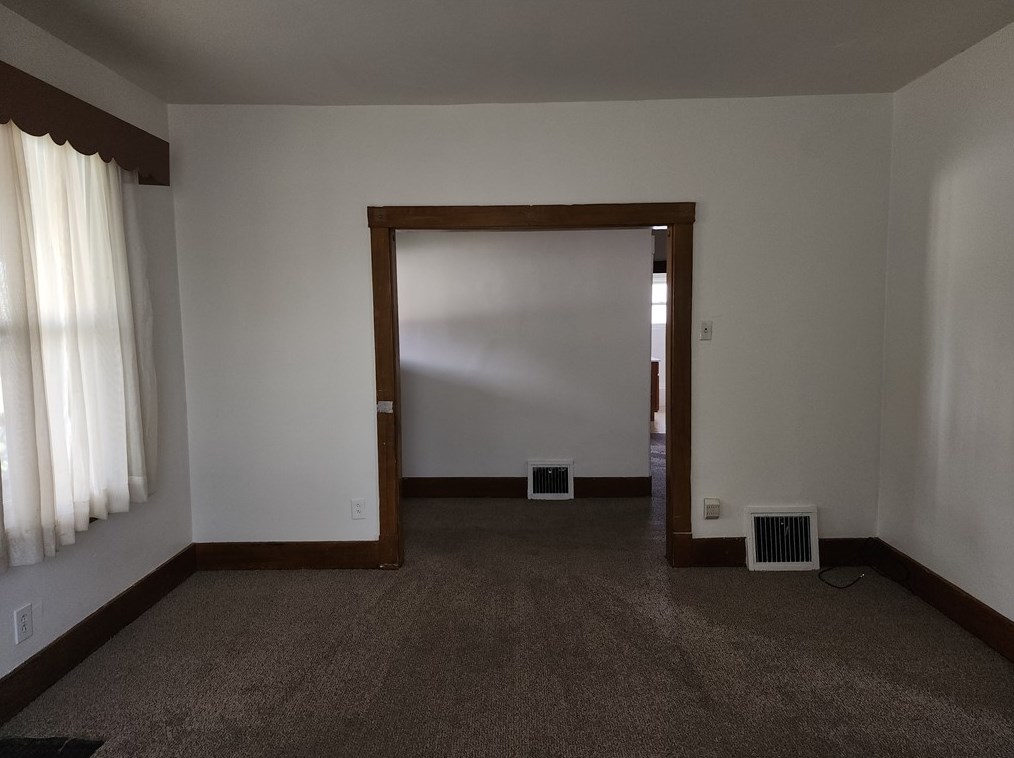 48 Hawkins St, Washington PA  15301-2236 exterior