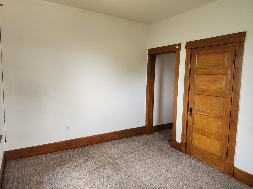 48 Hawkins St, Washington PA  15301-2236 exterior