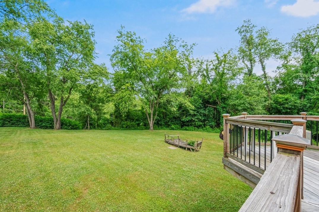390 Routh St, Monroeville PA 15146-4668 exterior