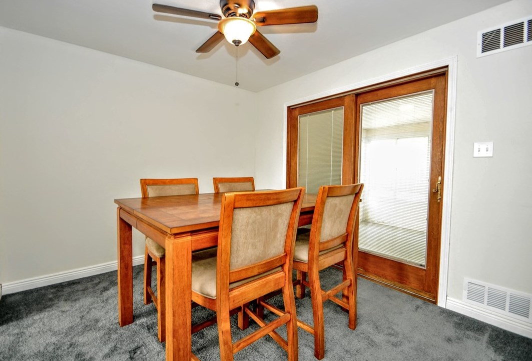 1957 Bernice Dr, North Huntingdon PA 15642-1789 exterior