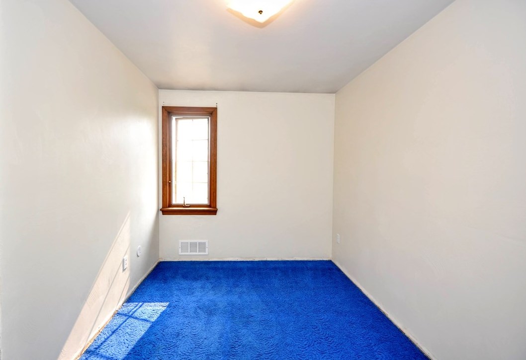 1957 Bernice Dr, North Huntingdon PA 15642-1789 exterior