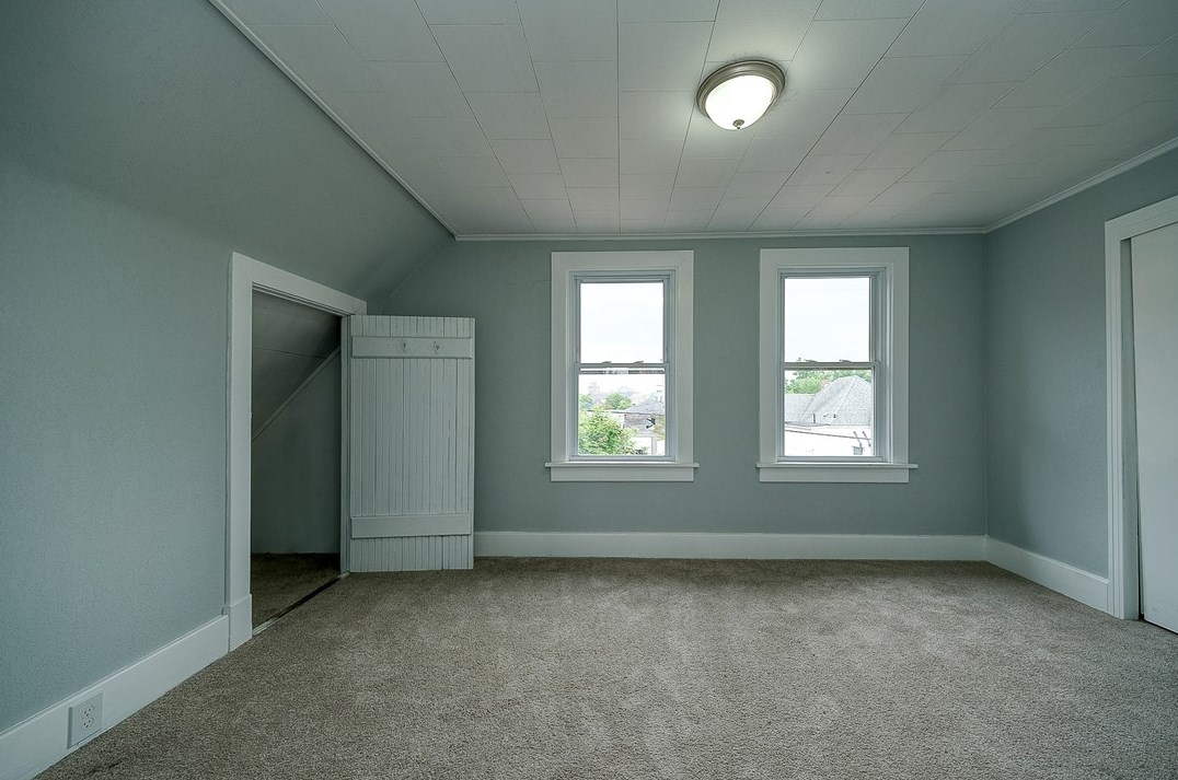 221 2nd St, Washington PA 15301-4234 exterior