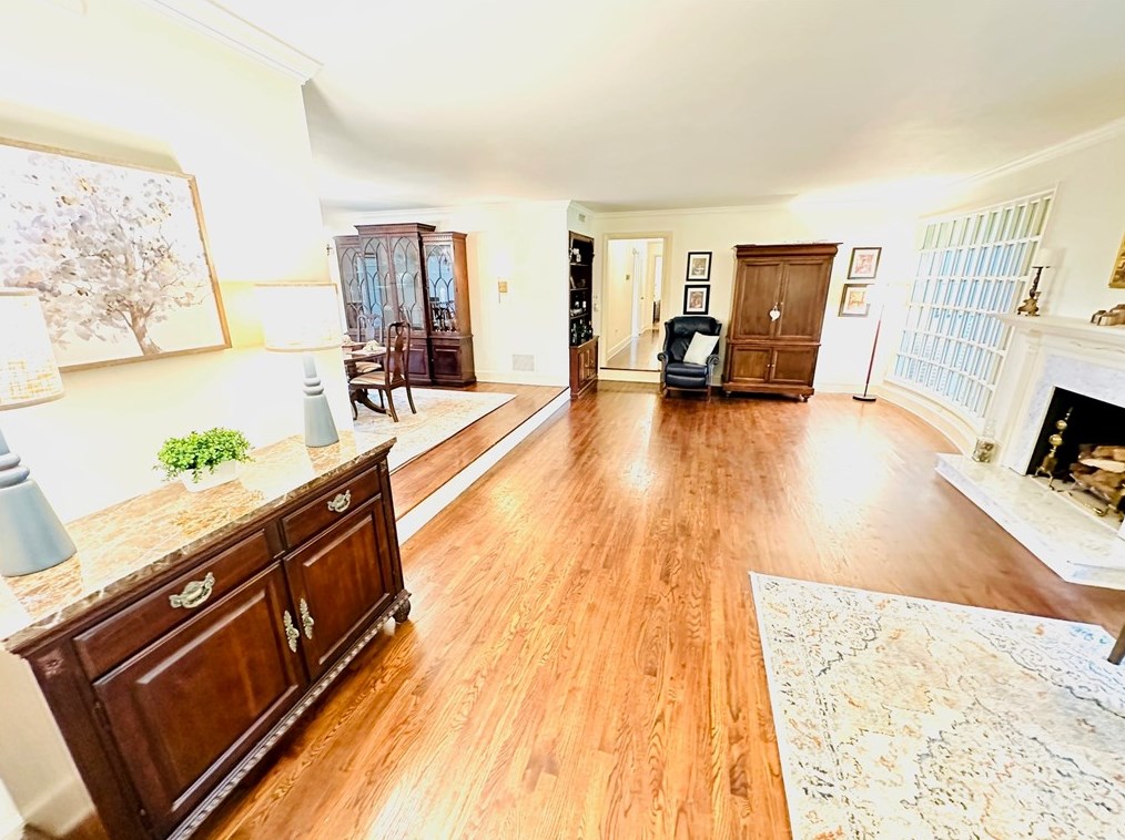 28 Mcvehil Dr, Washington PA  15301-3018 exterior