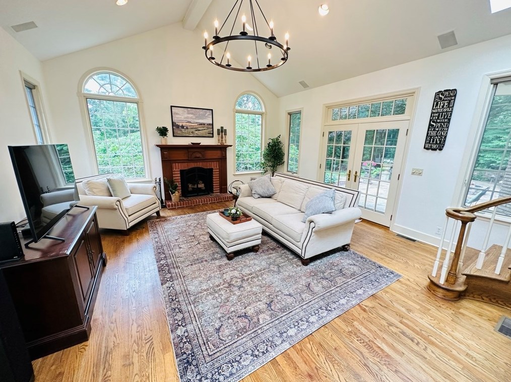 28 Mcvehil Dr, Washington PA  15301-3018 exterior