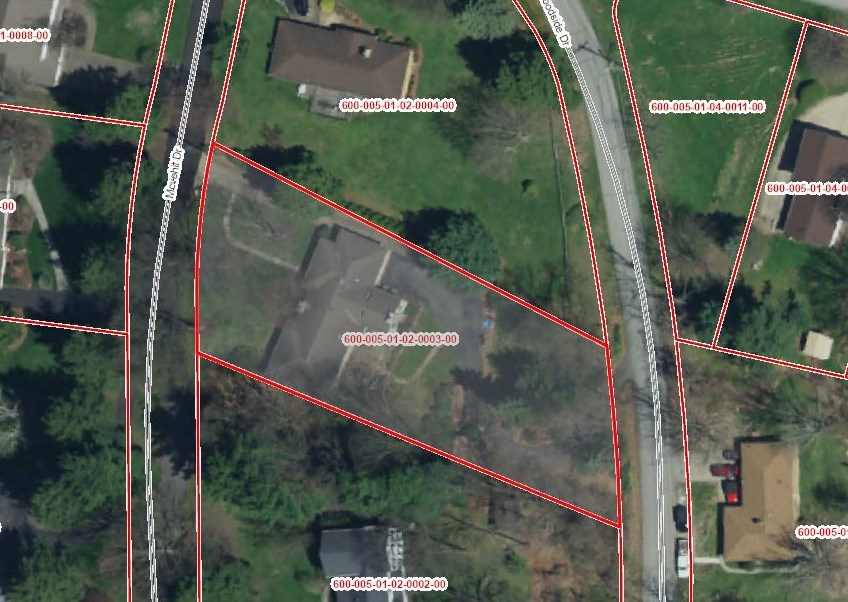 28 Mcvehil Dr, Washington PA  15301-3018 exterior