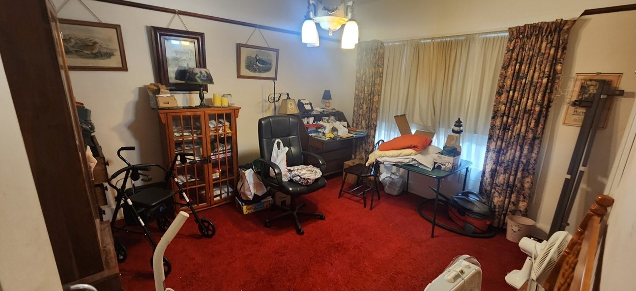 200 Glen Ave, Ellwood City PA  16117-2131 exterior