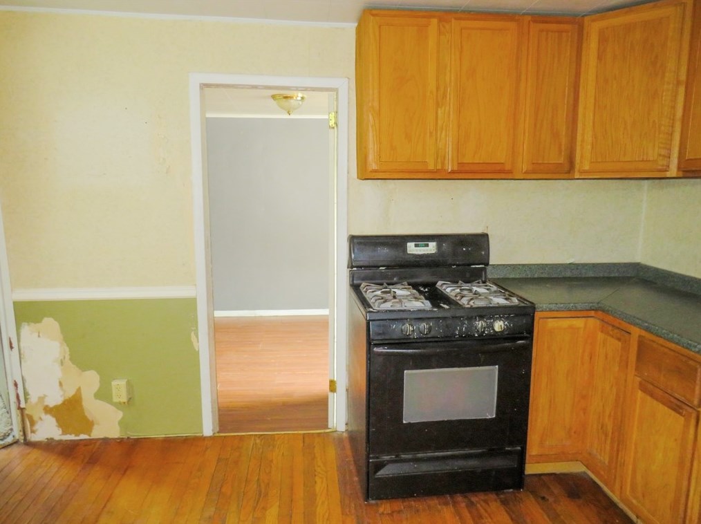 470 Broad St, Washington PA 15301-7015 exterior