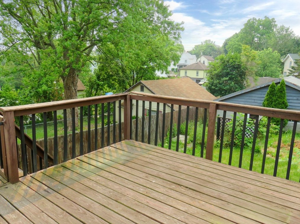 470 Broad St, Washington PA 15301-7015 exterior