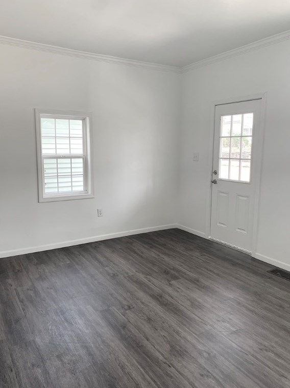 1321 4th Ave, Beaver Falls PA  15010-4247 exterior