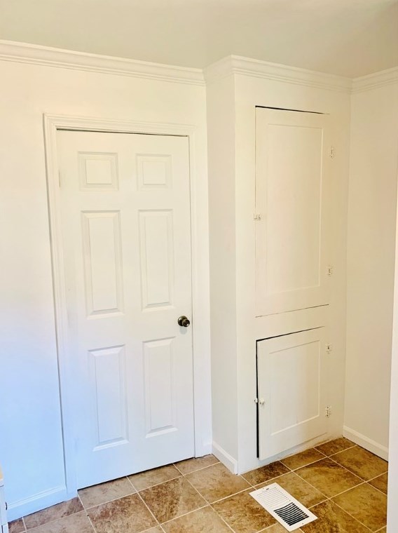 1321 4th Ave, Beaver Falls PA  15010-4247 exterior