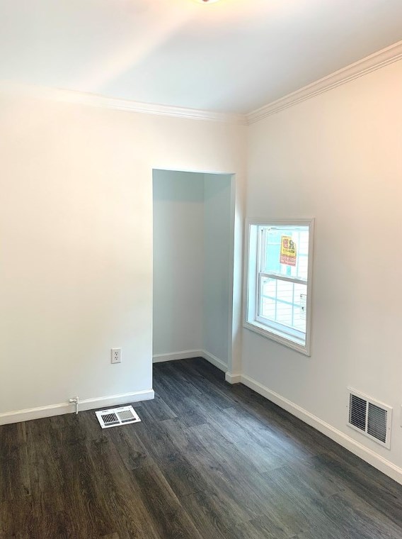 1321 4th Ave, Beaver Falls PA  15010-4247 exterior