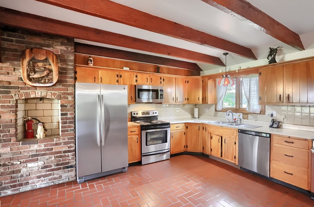 553 Old Hickory Rdg Rd, Washington PA 15301-8618 exterior