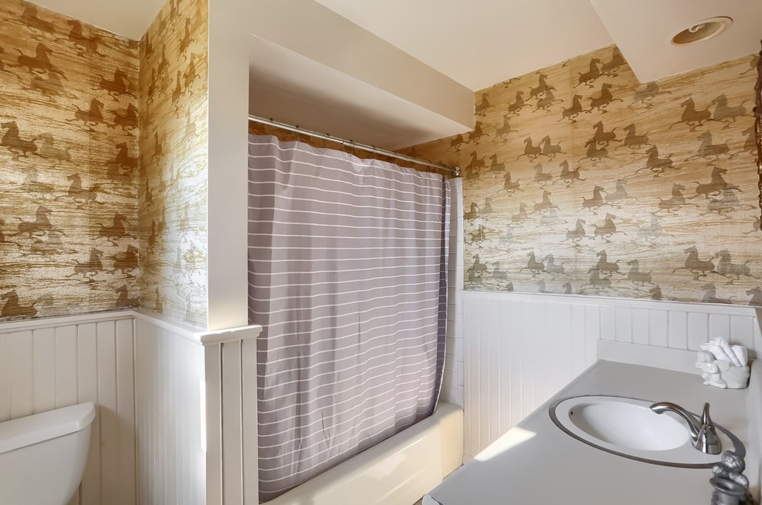 553 Old Hickory Rdg Rd, Washington PA 15301-8618 exterior