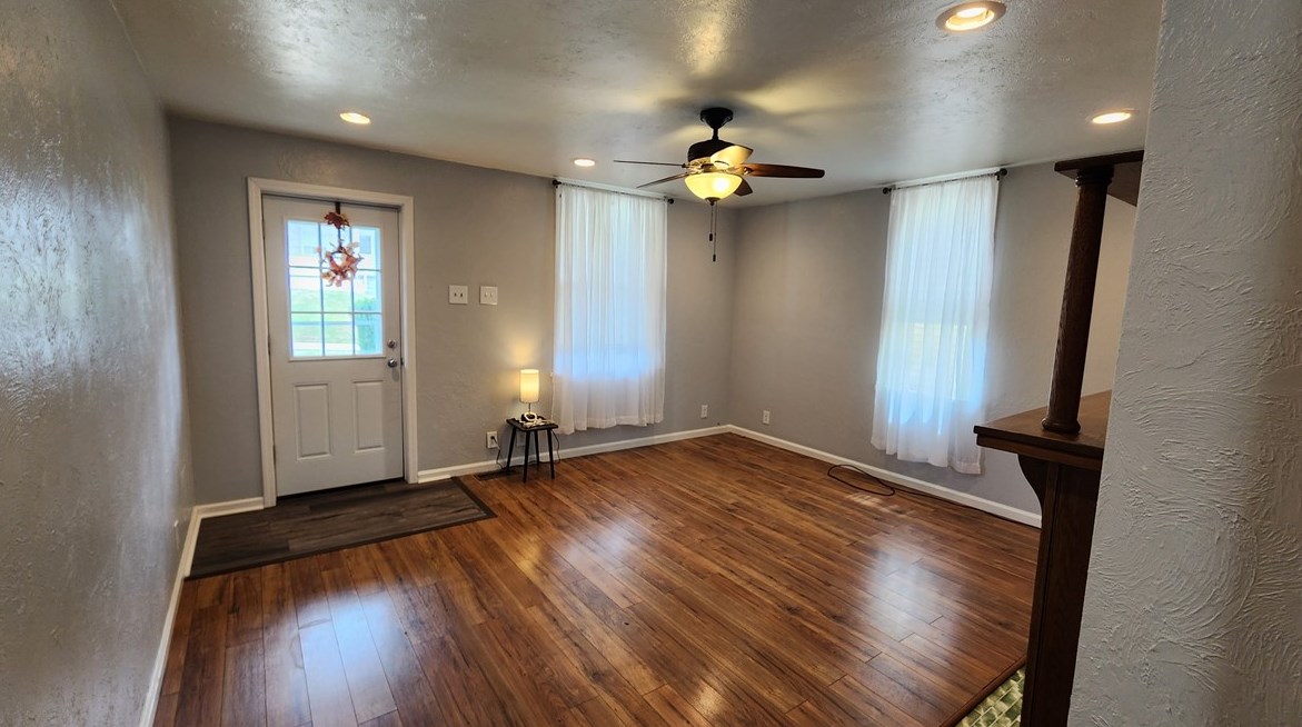1257 Allison Ave, Washington PA  15301-2016 exterior