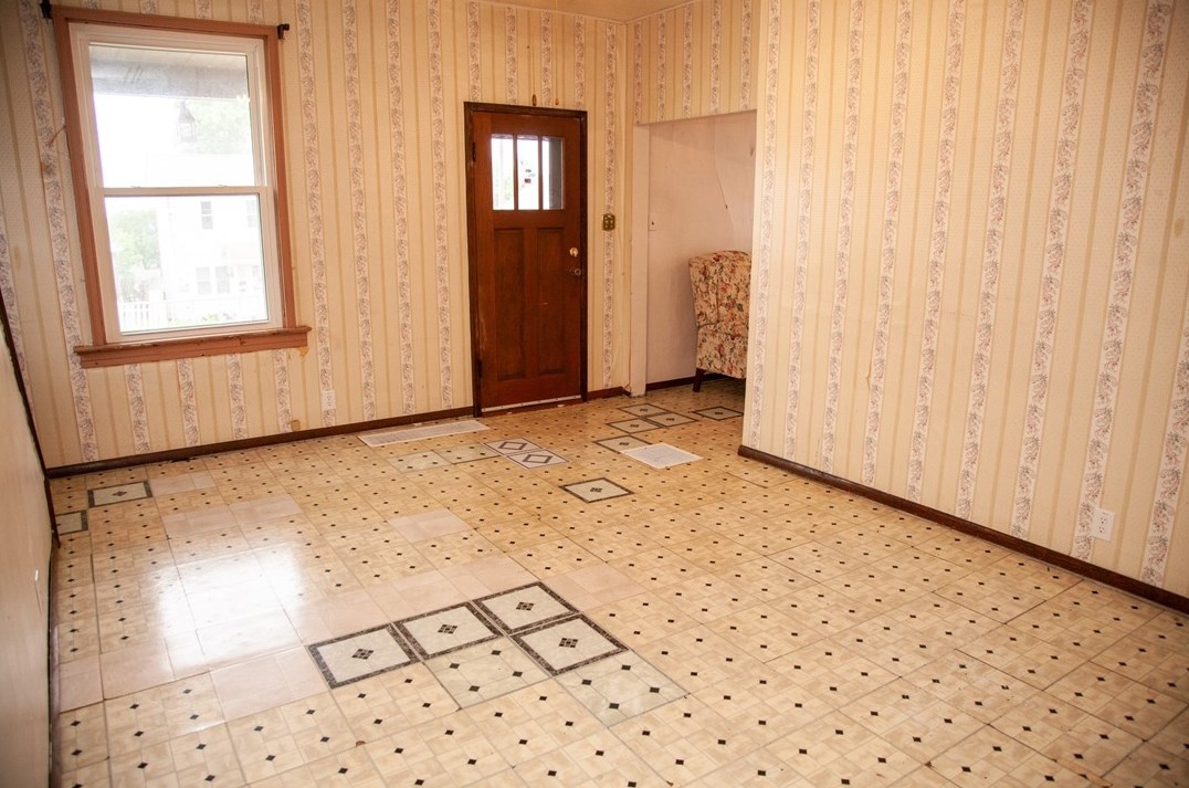 590 Broad St, Washington PA 15301-7015 exterior