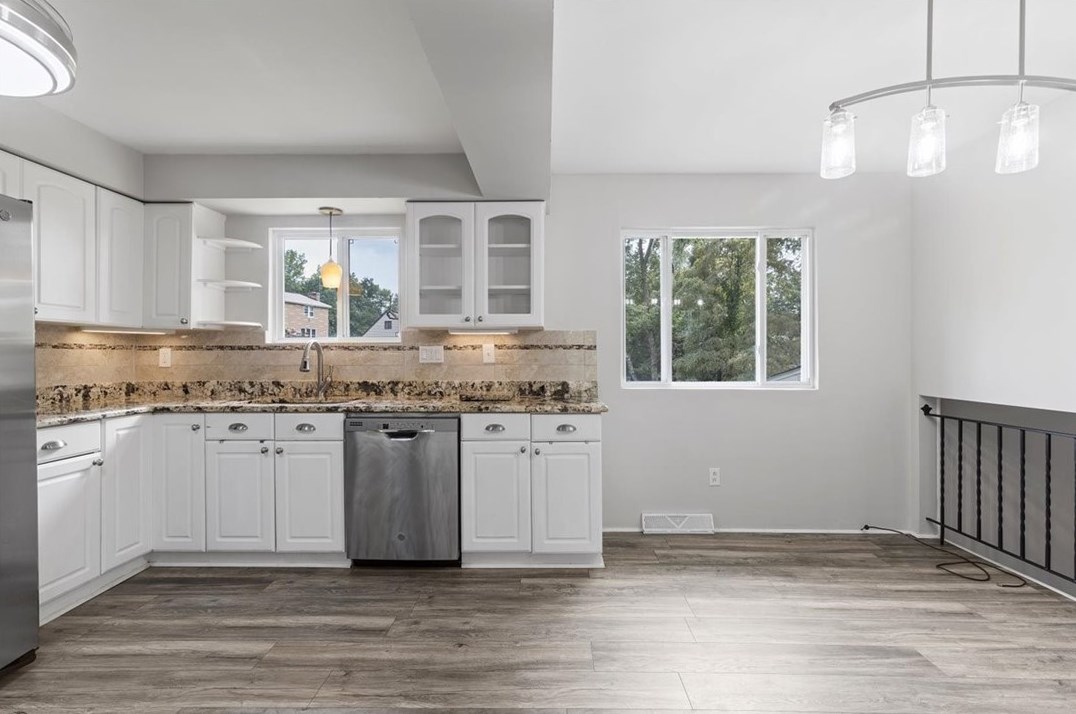 120 Monticello Dr, Monroeville PA  15146-4837 exterior