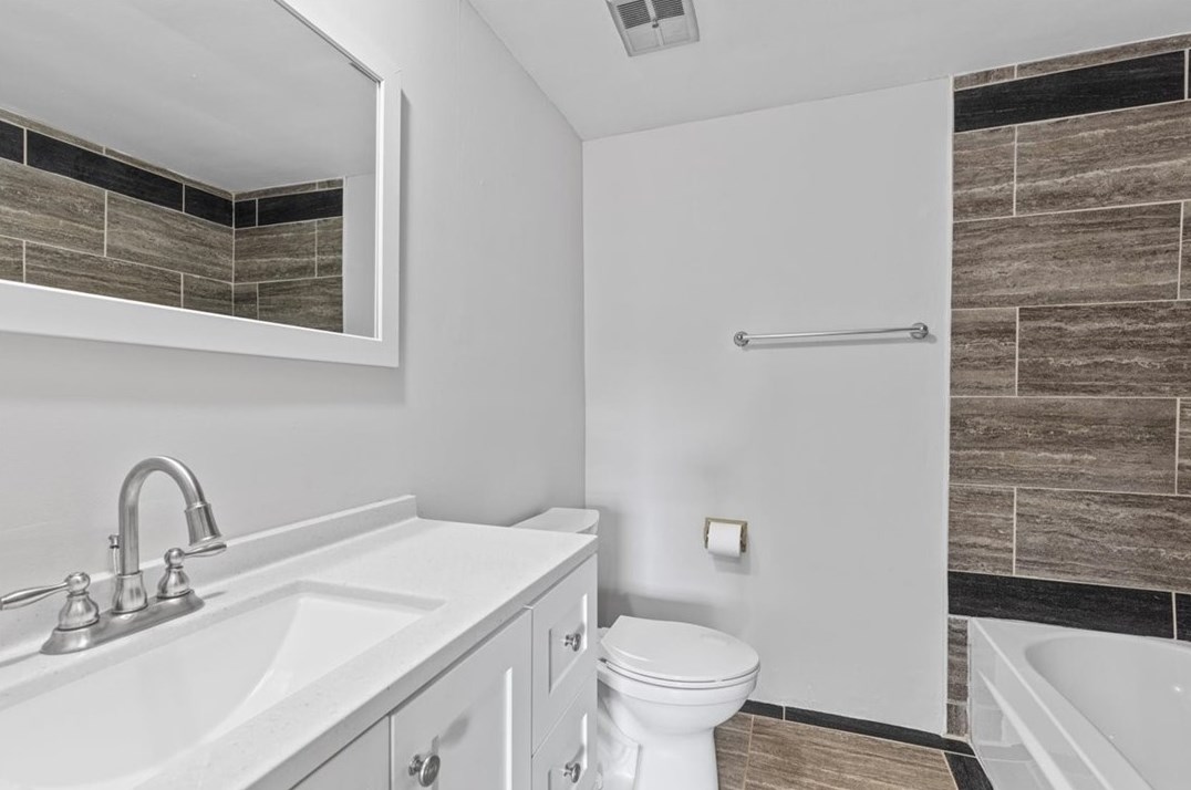 120 Monticello Dr, Monroeville PA  15146-4837 exterior