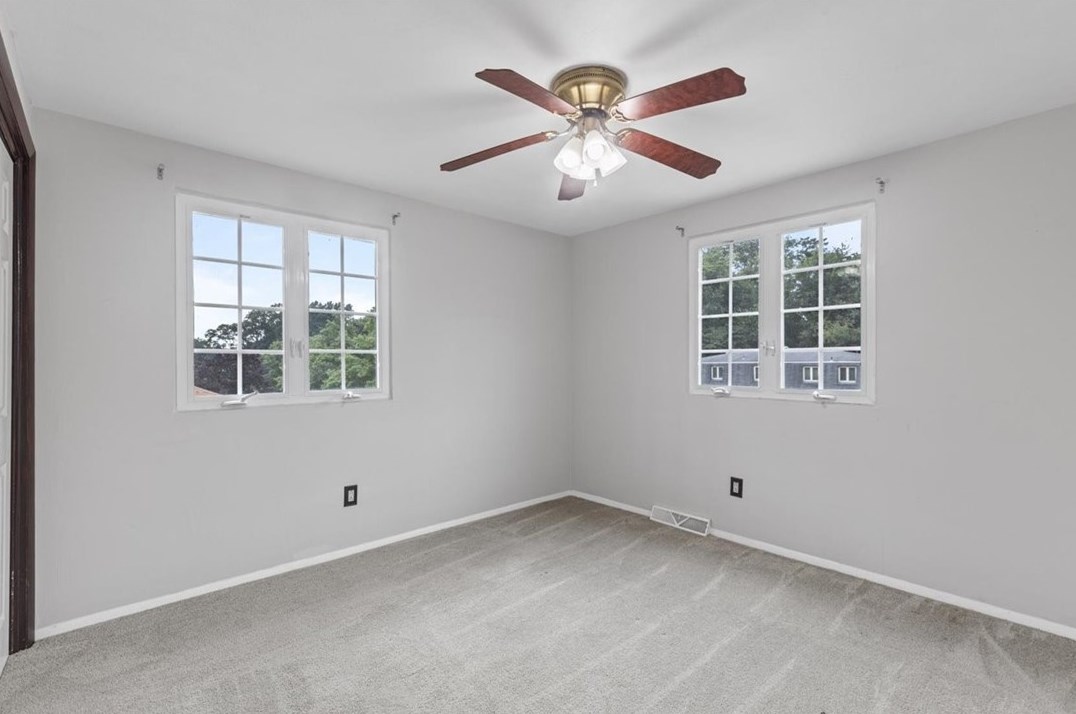 120 Monticello Dr, Monroeville PA  15146-4837 exterior