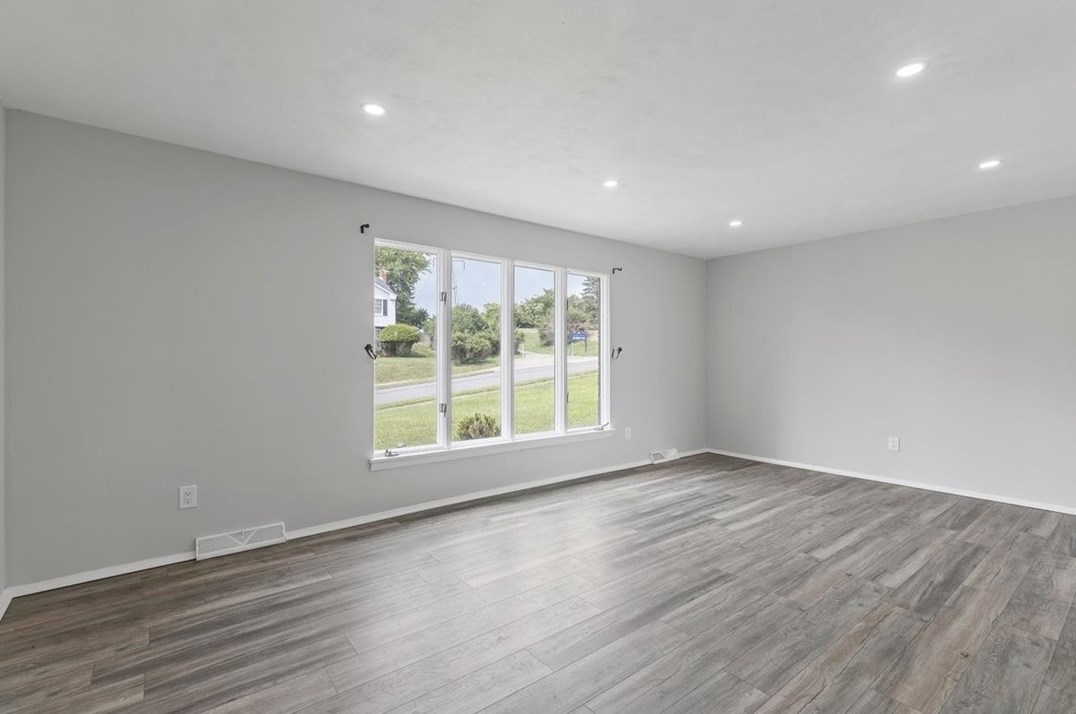 120 Monticello Dr, Monroeville PA  15146-4837 exterior