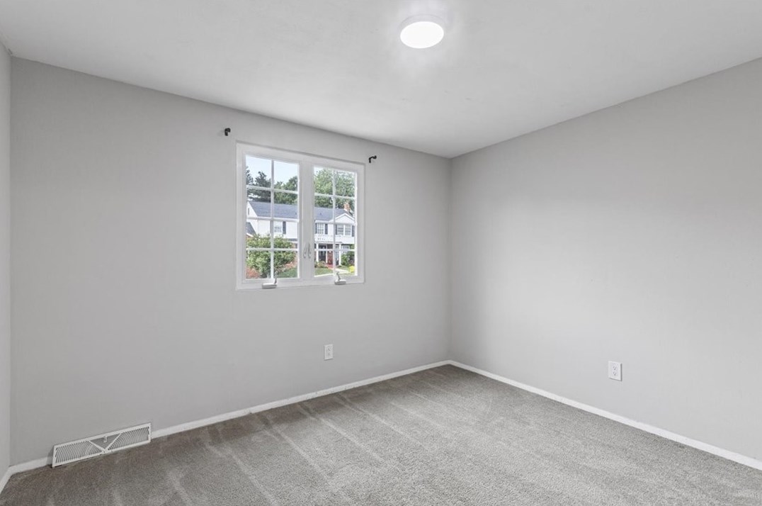 120 Monticello Dr, Monroeville PA  15146-4837 exterior