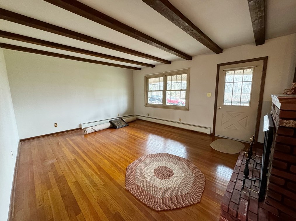 222 Liberty Rd, Grove City PA 16127-3711 exterior