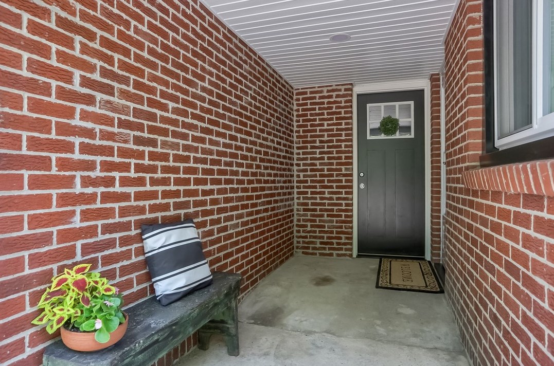 499 Harpers Ferry Rd, Beaver Falls PA  15010-6939 exterior