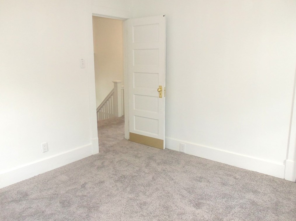 450 Donnan Ave, Washington PA  15301-4136 exterior