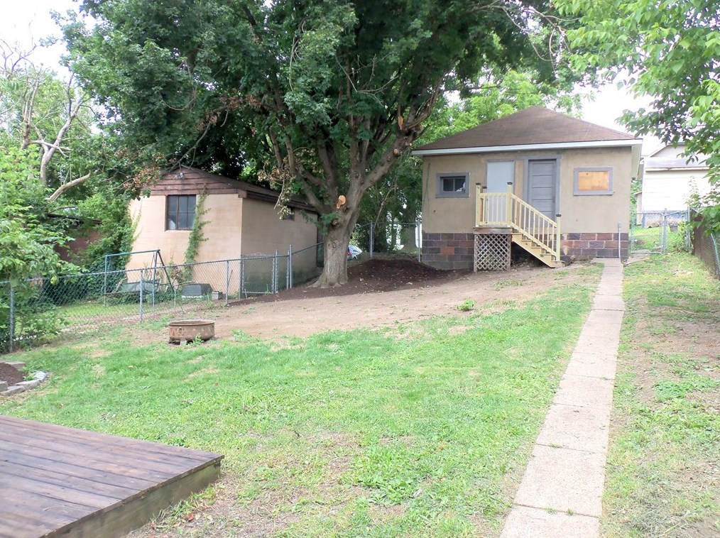 450 Donnan Ave, Washington PA  15301-4136 exterior