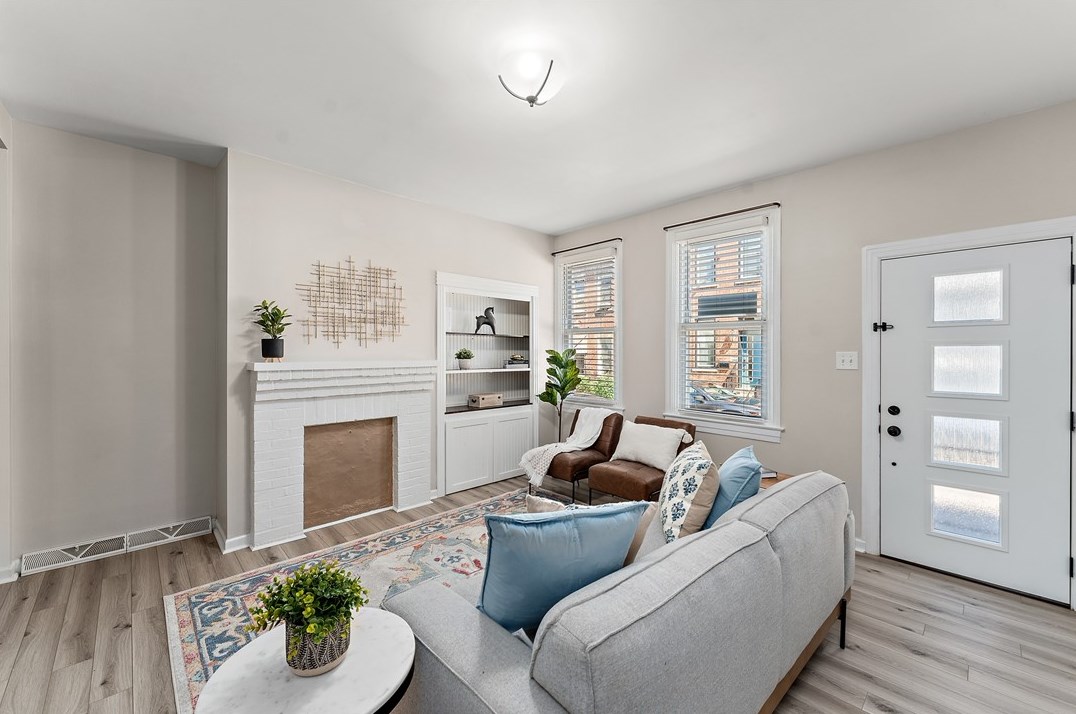 3950 Howley St, Pittsburgh PA 15224-1418 exterior