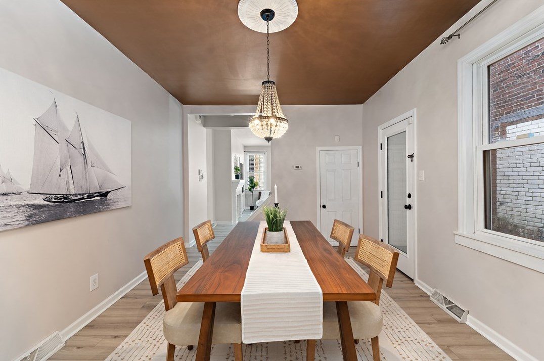 3950 Howley St, Pittsburgh PA 15224-1418 exterior