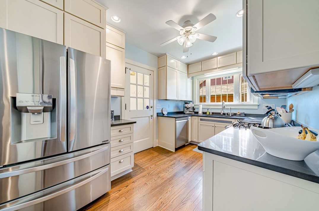 293 7th St, Indiana PA 15701-2906 exterior