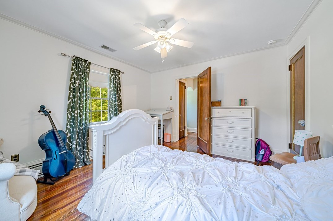 293 7th St, Indiana PA 15701-2906 exterior