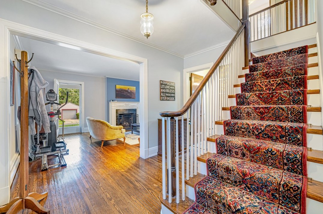 293 7th St, Indiana PA 15701-2906 exterior