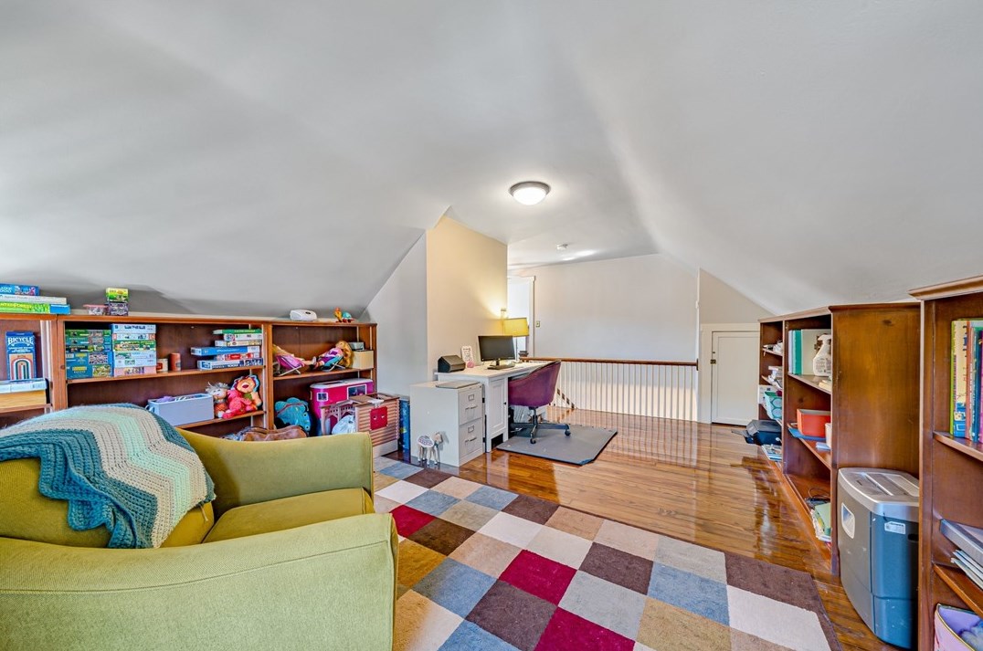 293 7th St, Indiana PA 15701-2906 exterior