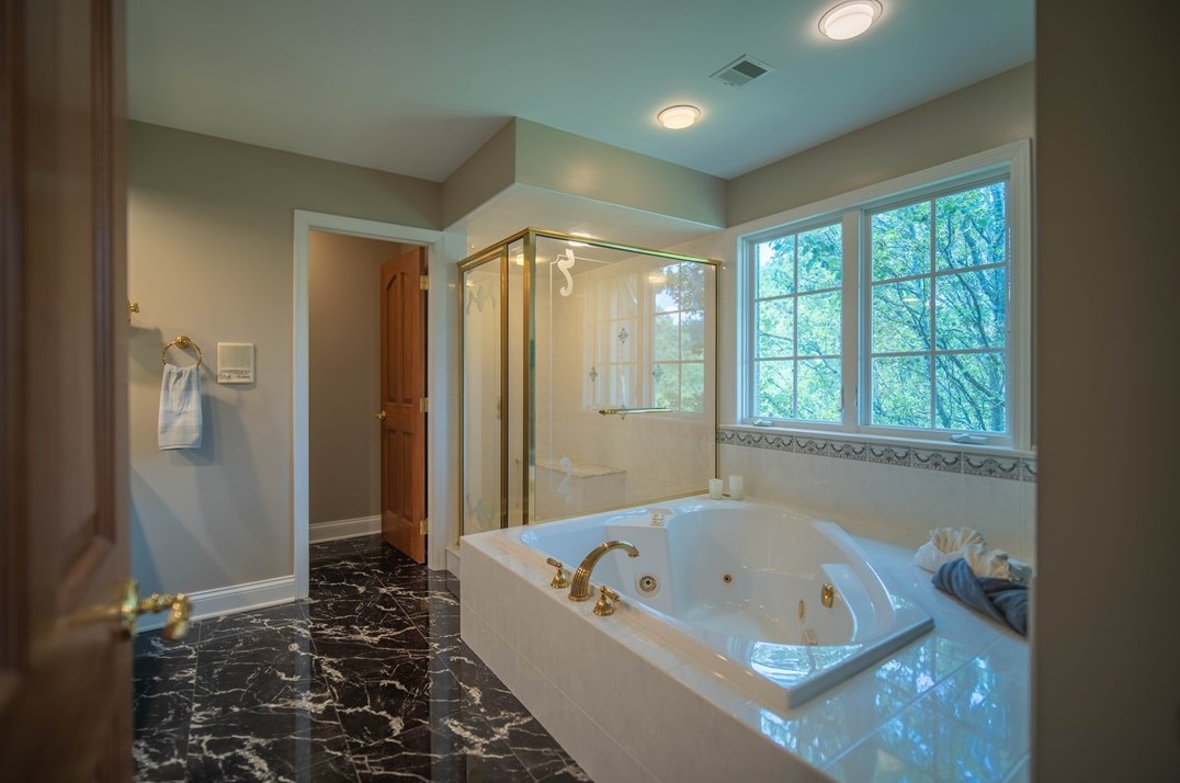 104 Fox Path, Moon Twp PA 15108-9779 exterior