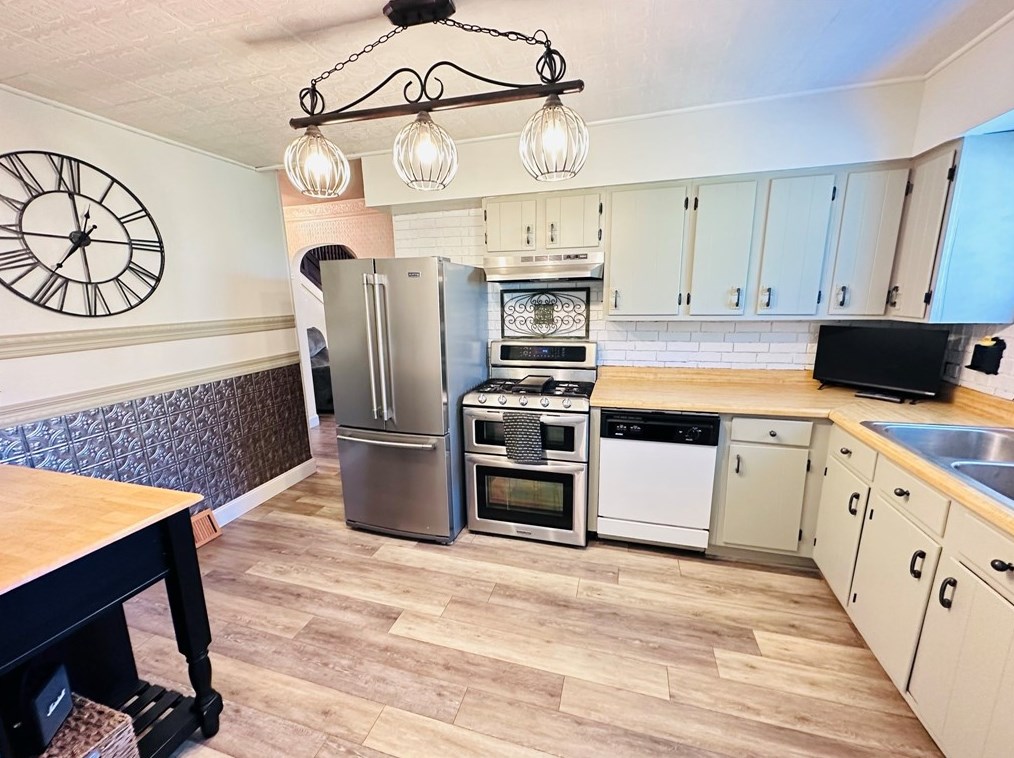 913 Wylie Ave, Washington PA 15301-1629 exterior