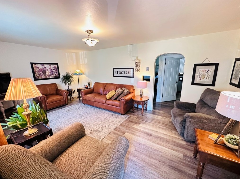 913 Wylie Ave, Washington PA 15301-1629 exterior