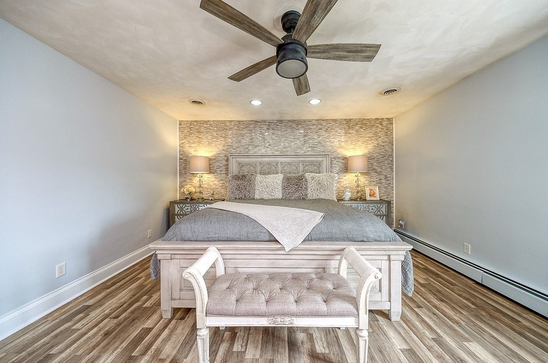 350 Floral Hill Dr, Washington PA  15301-2928 exterior