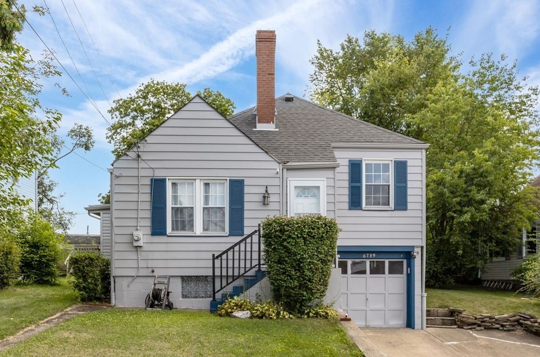 6739 Madison Ave, Pittsburgh PA 15122-2737 exterior