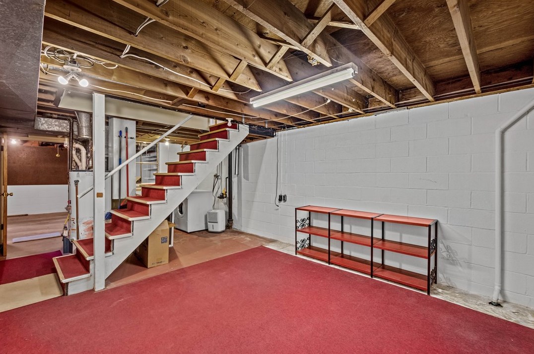 1435 Donnan Ave, Washington PA 15301-1742 exterior