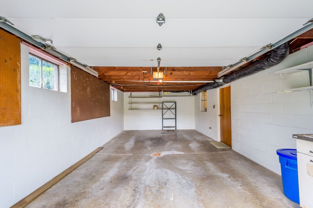 1435 Donnan Ave, Washington PA 15301-1742 exterior