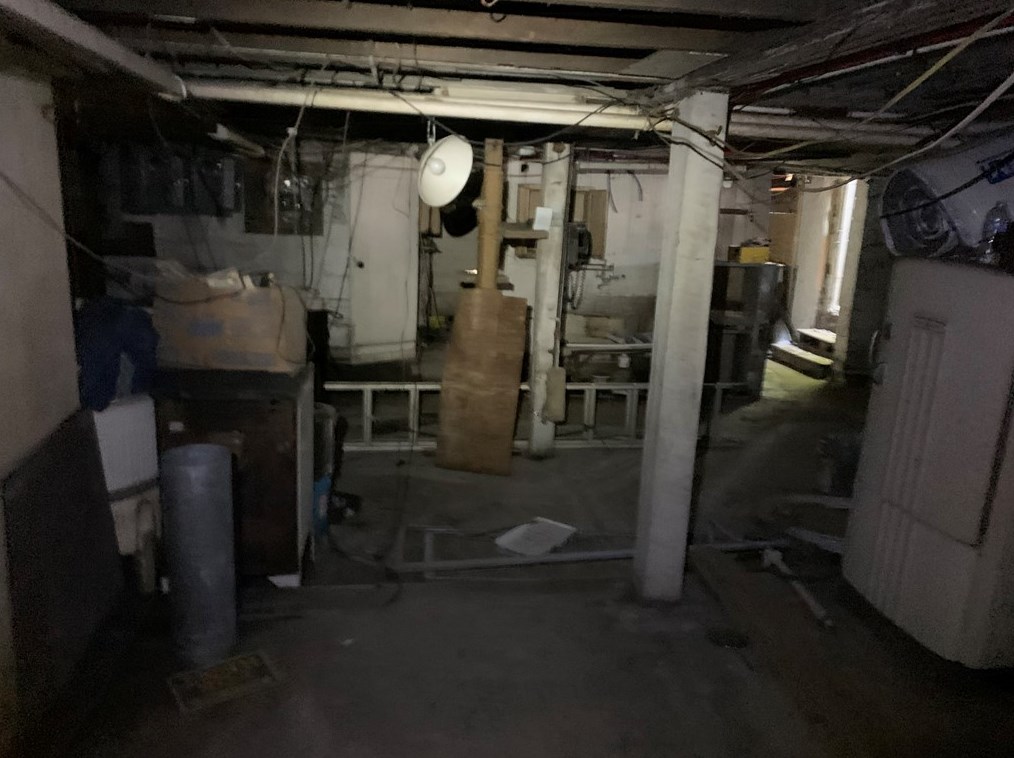 36 Hallam Ave, Washington PA 15301-3402 exterior