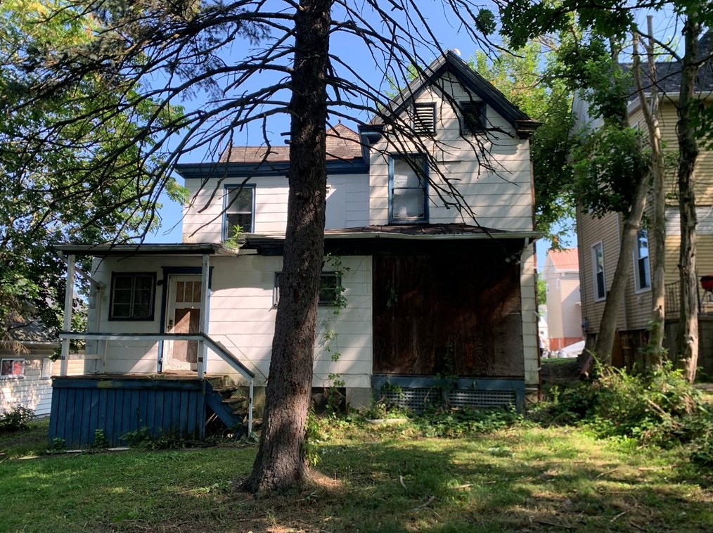 36 Hallam Ave, Washington PA 15301-3402 exterior