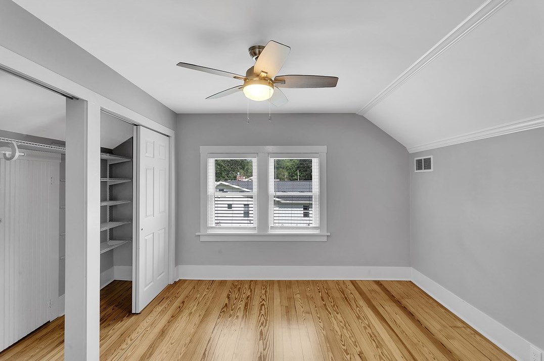229 Country Club Dr, Ellwood City PA  16117-5007 exterior